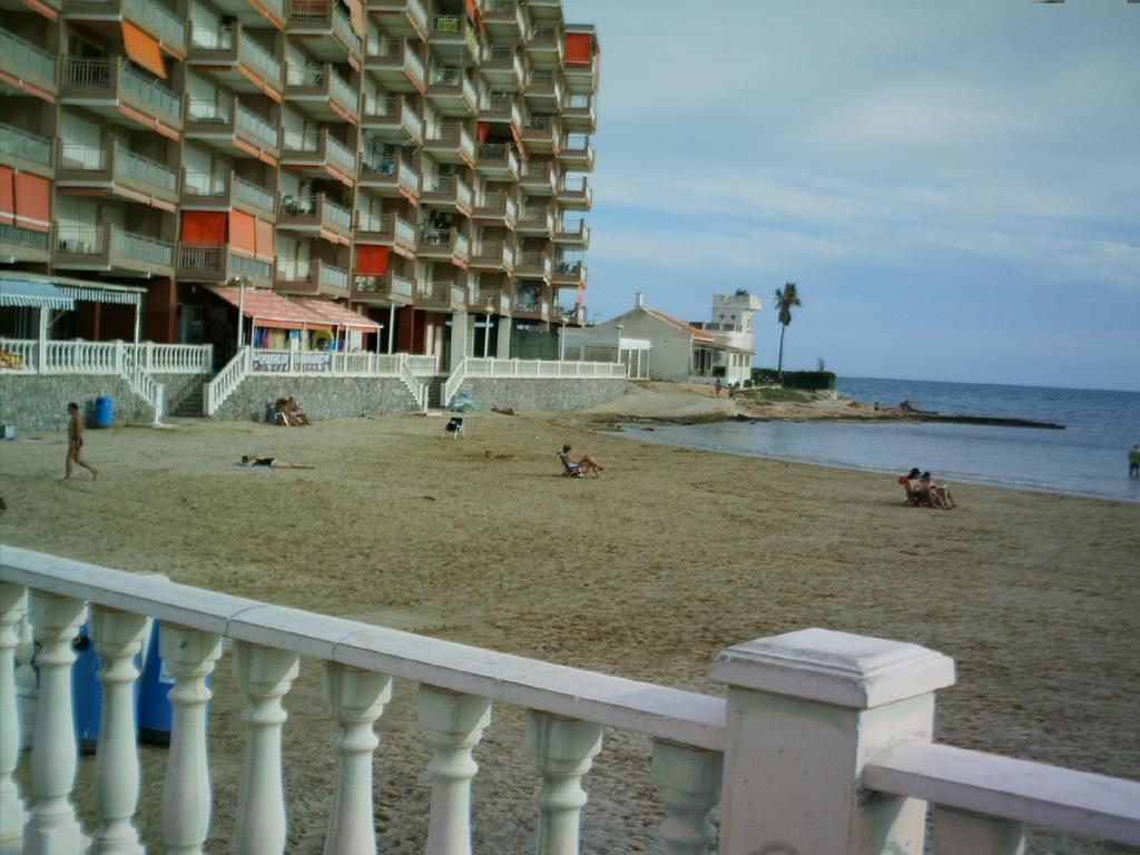 La Rosaleda Apartment Torrevieja Luaran gambar
